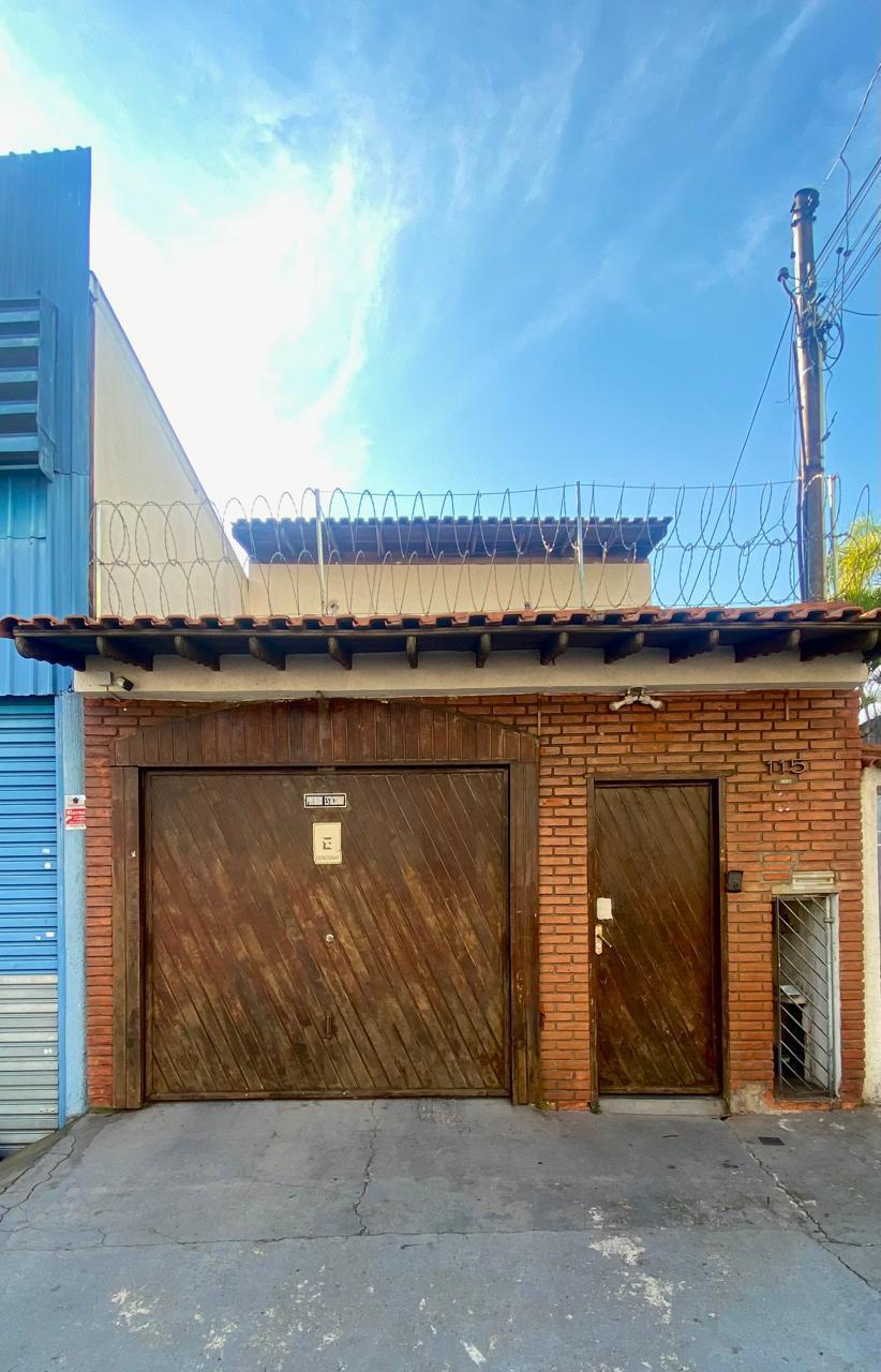 Sobrado Amplo 205m² com 3 Vagas no Tatuapé