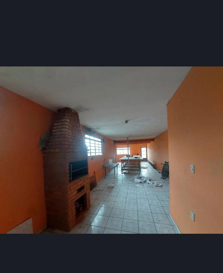 Casa com 4 Quartos, Terraço e Quintal Amplo em Guaianases